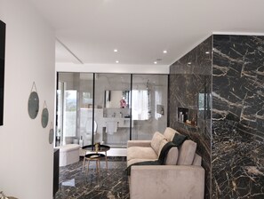 Interior - Spacious, bright studio with terrace in a quiet residence (Charly)