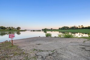 Miscellaneous - Lakefront RV spot- Peaceful & breathtaking views, ideal for relax and recharge! (Madill)