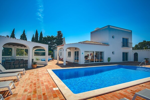 Villa | 5 dormitorios