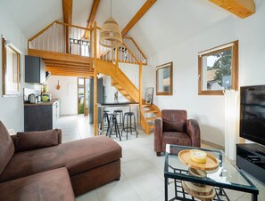 Apartment | Living room - Studio in Le Grau-du-roi Near Sandy Beach (Le Grau-Du-Roi)