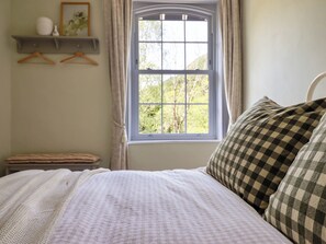 3 عدّة غرف نوم وبديكورات فريدة لكل غرفة وطراز فريد لكل وحدة