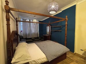 3 室のベッドルーム、WiFi