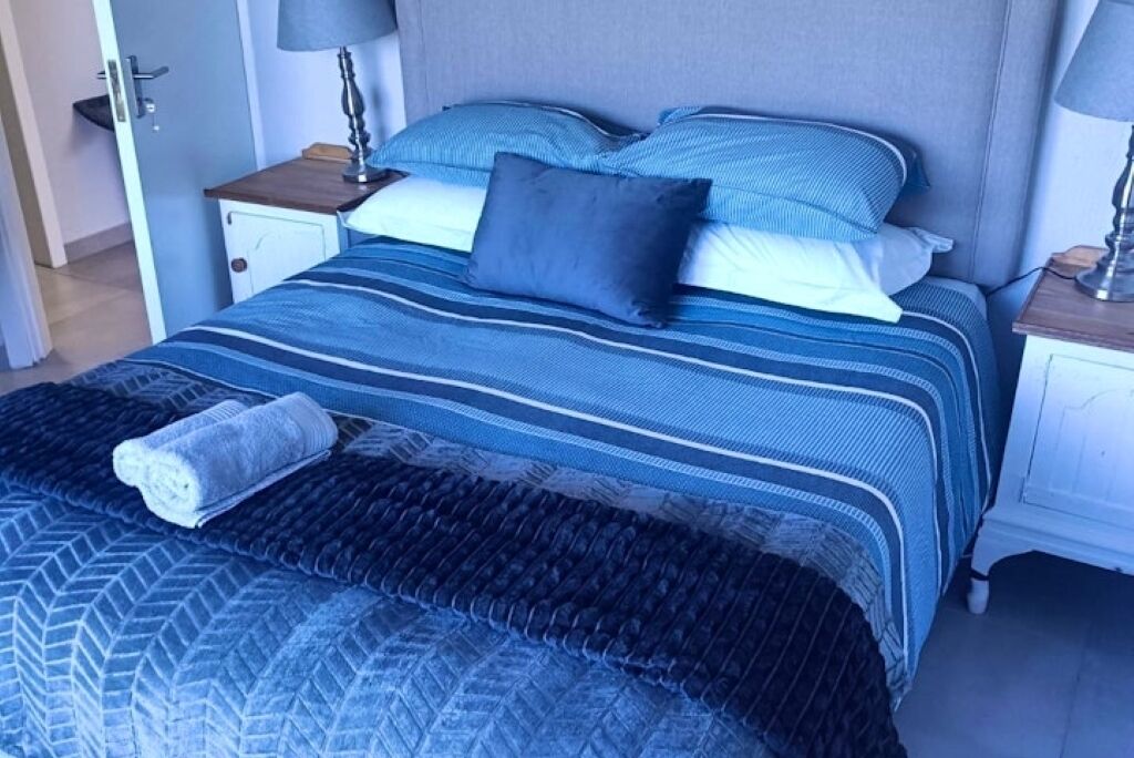 2 bedrooms, in-room safe, iron/ironing board, travel cot