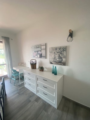 Interior - Entire apartment with terrace, free parking, free wi-fi (Vico Equense)