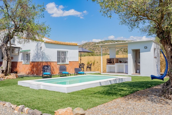 Rural house with swimming pool in Alhaurín el Grande
