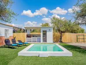 Pool - Cubo's Casa Rural La Soleada / private pool / air conditioning / BBQ / free Wi-Fi (Alhaurín el Grande)