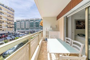 Huoneisto | Ulkoruokailutilat