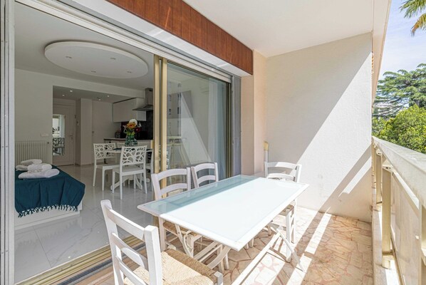 Appartement | Buiten dineren