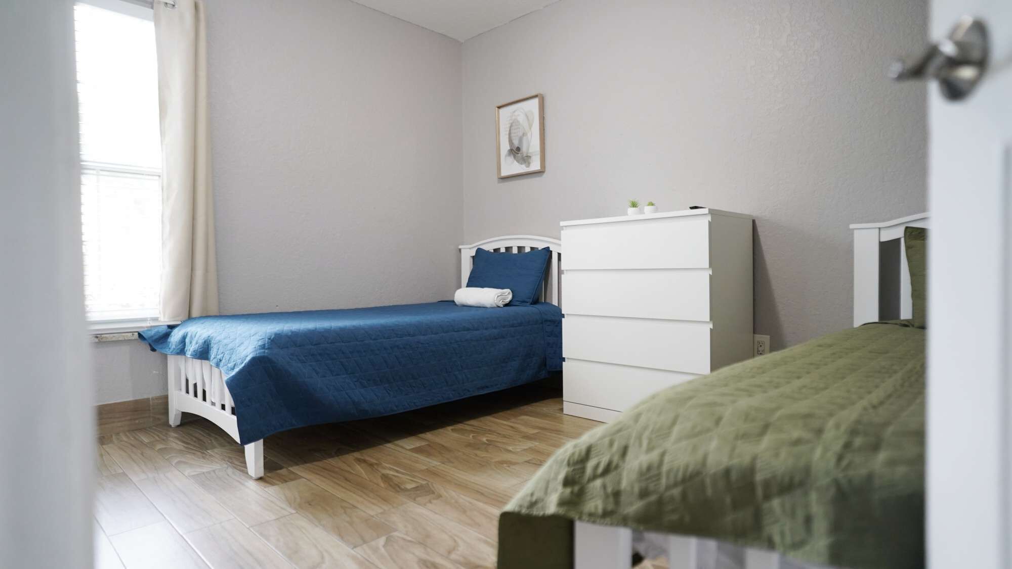 3 bedrooms, WiFi, bed sheets