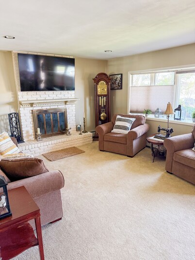 Ryder Cup Accommodation < 5 miles from Bethpage Black, Central Location