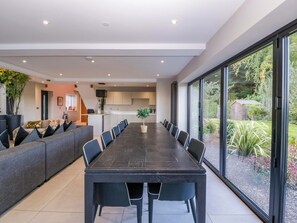 Cottage | Tempat makan