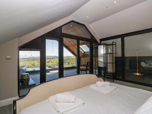 Cottage | 6 bedrooms, individually decorated, individually furnished, free WiFi