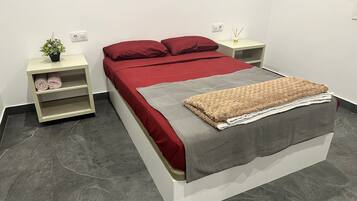 Eenvoudige kamer, uitzicht op stad | Gratis wifi