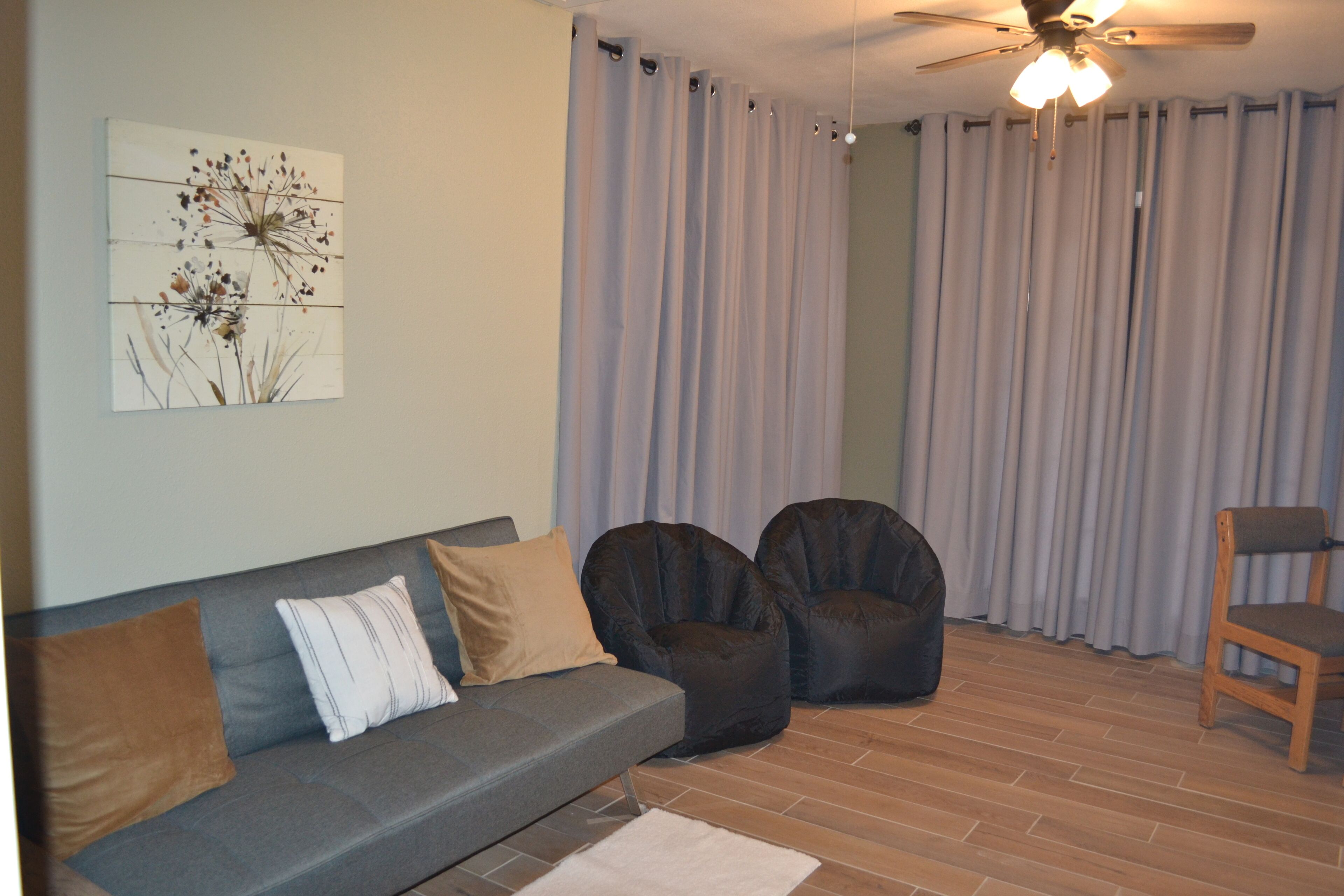 Smart TV, video games, DVD player, books