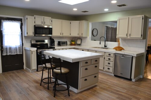 Jenkfarm Getaway
Your Home Away from Home