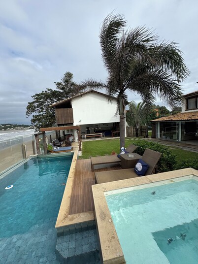 Beach House 643 – Right on the Sand in Santa Monica, Guarapari