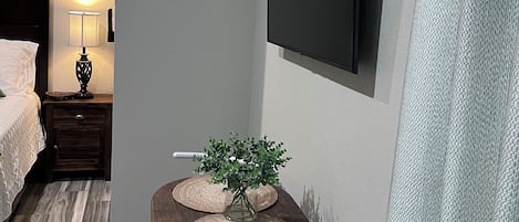1 bedroom, desk, iron/ironing board, free WiFi