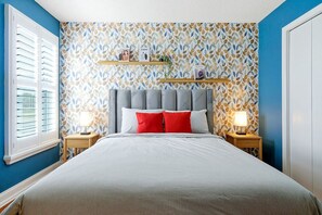 Desk, iron/ironing board, free WiFi, bed sheets