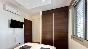Ảnh chưa phân loại, 2 trong số 31 ảnh, nút