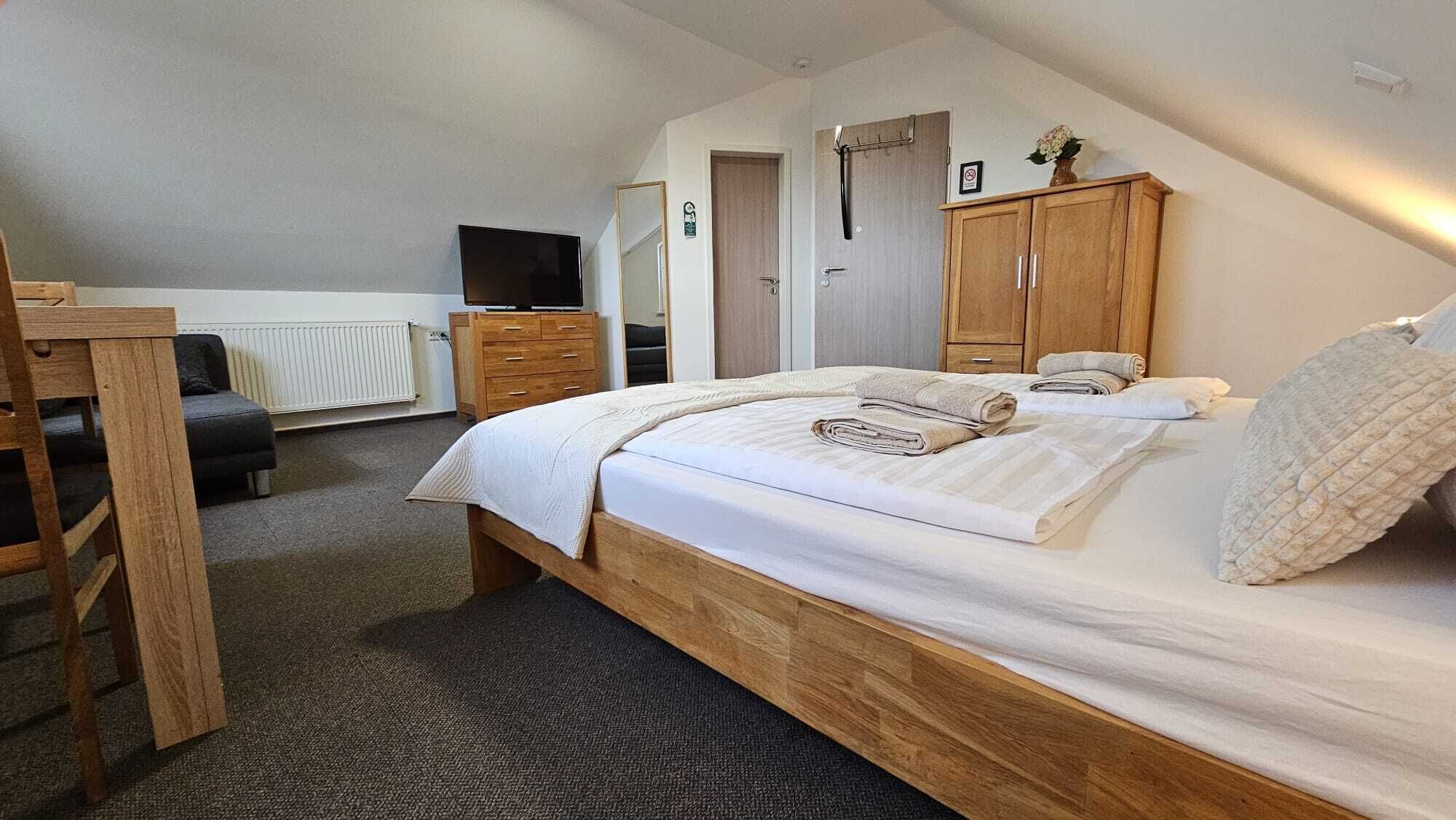 Standard Double Room | Living area