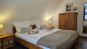 Phòng 3 Tiêu chuẩn, quang cảnh sân vườn | Truy cập Internet không dây miễn phí