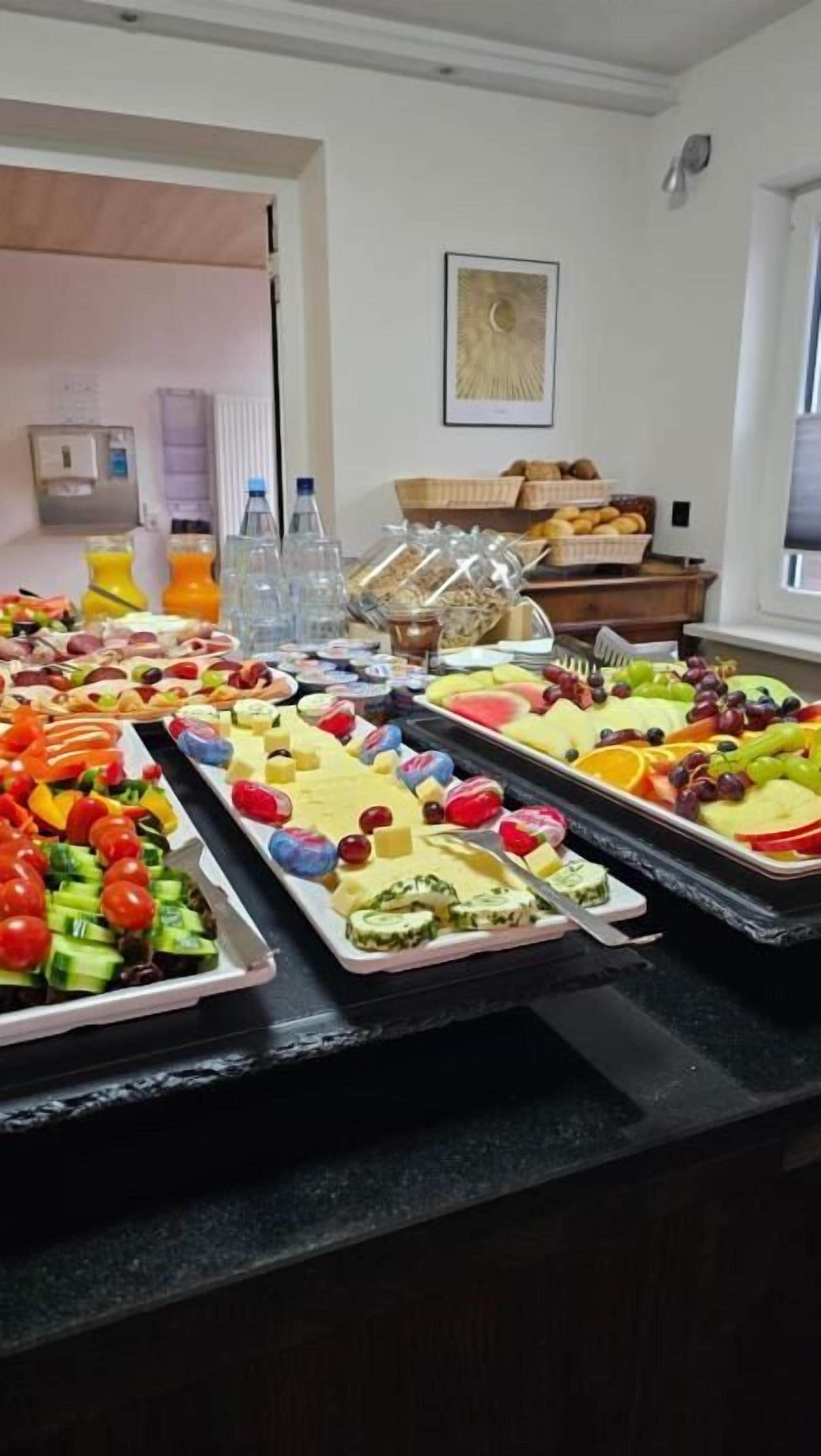 Standard-Doppelzimmer, Stadtblick | Speisen