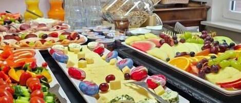 Standard-Doppelzimmer, Stadtblick | Speisen