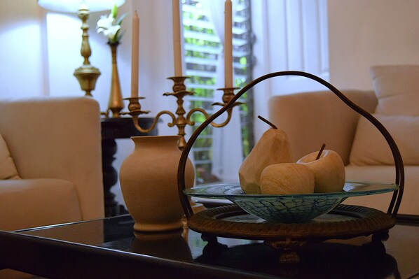 TV connectée de 32 pouces avec chaînes par câble