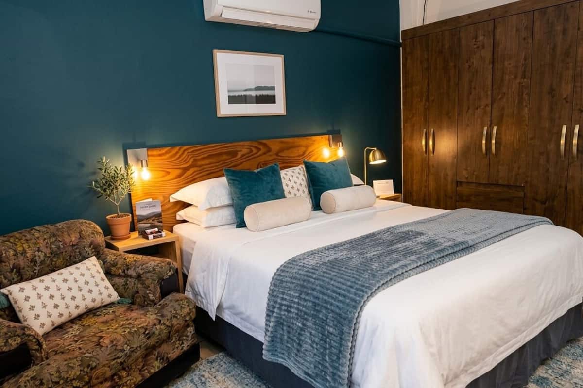 City Studio Suite, Non Smoking, Refrigerator | Down comforters, minibar, free WiFi, bed sheets