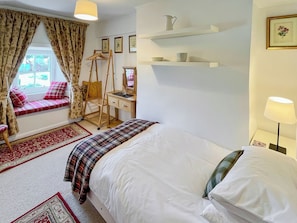 2 bedrooms, free WiFi, bed sheets - The Old Baron's Courthouse (Ceres, near St Andrews)