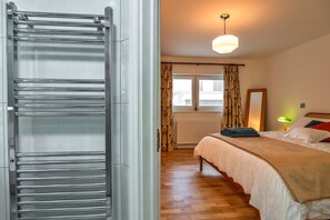 Cottage | 3 bedrooms, iron/ironing board - Coach House by Holcombe Beach & Coastal Path (Dawlish)