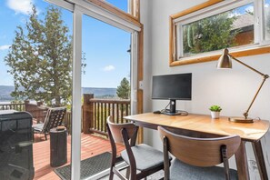 House (5 Bedrooms) | Interior - Scenic North Shore Stay w/ Games, Near Snow Summit Lakeview Lodge by Avantstay (Fawnskin)