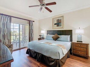 3 chambres, bureau, fer et planche à repasser, lit parapluie