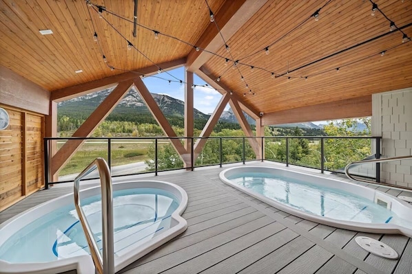 Bain à remous intérieur