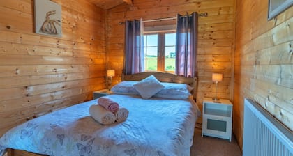 Cabin in Dartmoor With Stunning Countryside Views