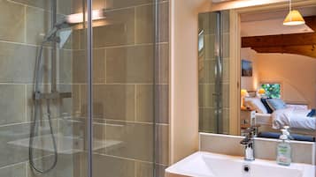 Cottage | Bathroom