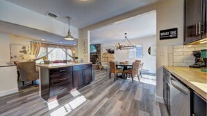 Coffee/tea maker, fridge, microwave, oven - BRAND NEW on VRBO Just A GEM W Hot Tub Seasonal HUGE POOL
  (Tafton)