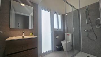 House | 3 bedrooms, soundproofing