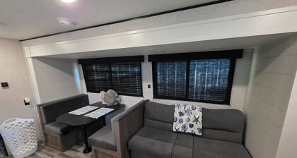 Stay at The Rusty Hooker a Cozy Camper in Perry Fl