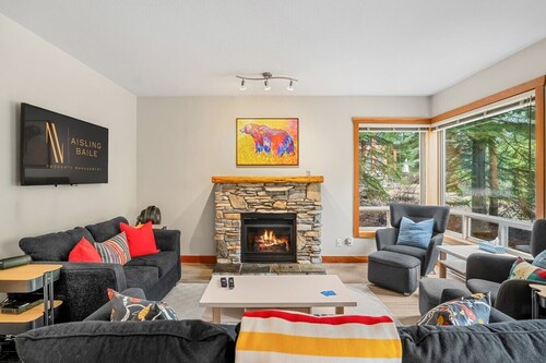 Riverbend Retreat | Hot Tub | Pools | Pets | Creek
