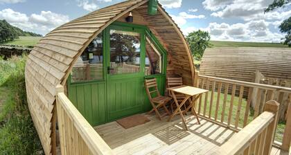 Cabin by the Lake Near Historic Bristol Lodge