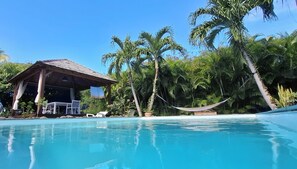 Pool - Family villa with pool + adjoining lodge & tropical garden - Saint-François, (Saint-François)