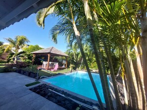 Pool - Family villa with pool + adjoining lodge & tropical garden - Saint-François, (Saint-François)