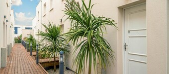 Villa in Serignan Near Sandy Beach