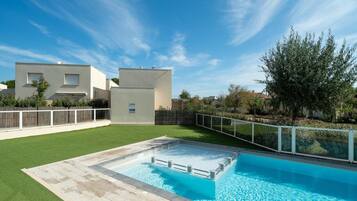 Villa | Exterior