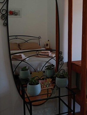 2 chambres, lit parapluie, Wi-Fi gratuit, draps fournis