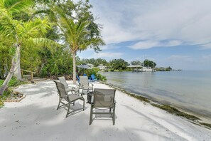 Beach nearby - Private Beach + Outdoor Oasis: Home in St Pete! (St. Petersburg)