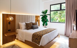 Espacio para trabajar con laptop y wifi gratis 