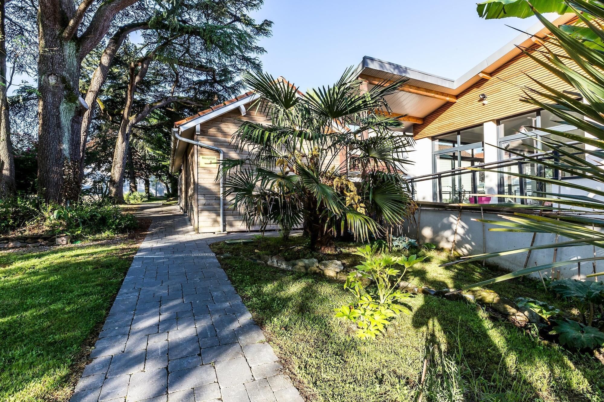 الإطلالة من المنشأة