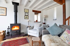 Living room - Cottage in Llangybi Near Criccieth Beach (Pwllheli)